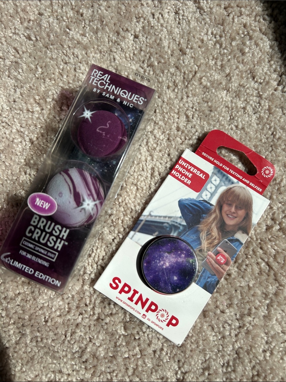 Cosmic themed sponge & phone holder